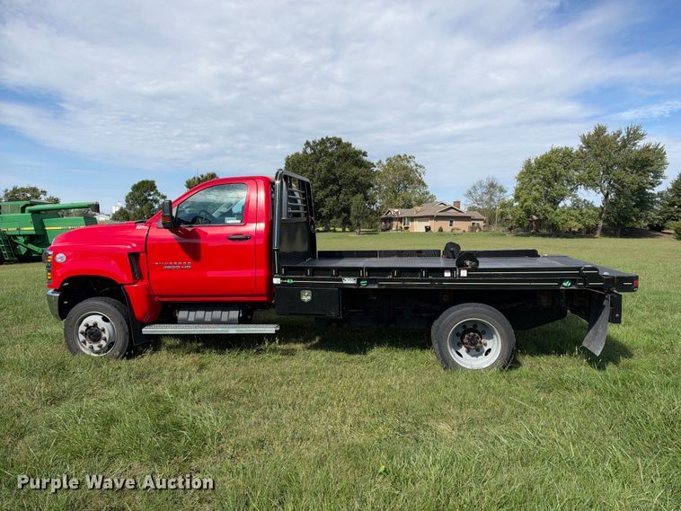 image for item EX2284 2021 Chevrolet  4500HD bale bed truck