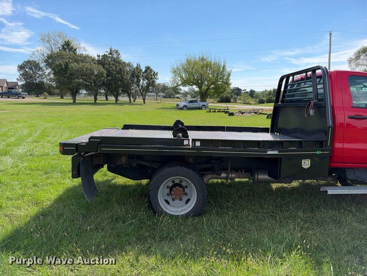 image for item EX2284 2021 Chevrolet  4500HD bale bed truck