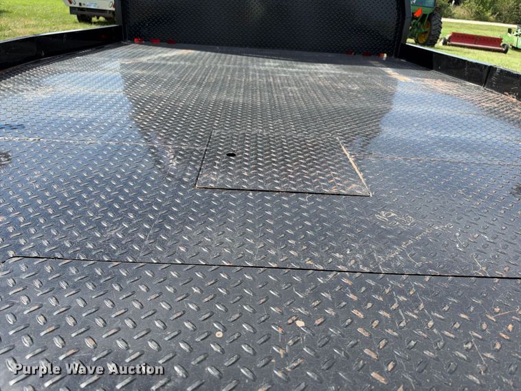image for item EX2284 2021 Chevrolet  4500HD bale bed truck