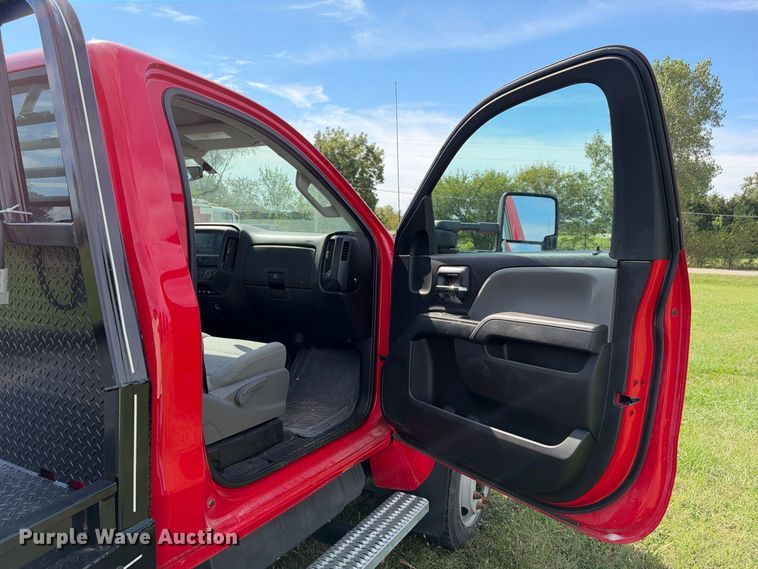 image for item EX2284 2021 Chevrolet  4500HD bale bed truck