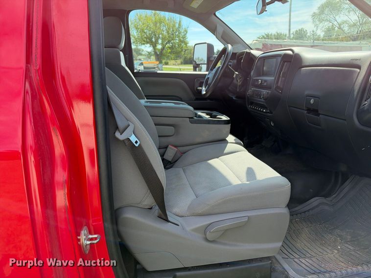 image for item EX2284 2021 Chevrolet  4500HD bale bed truck