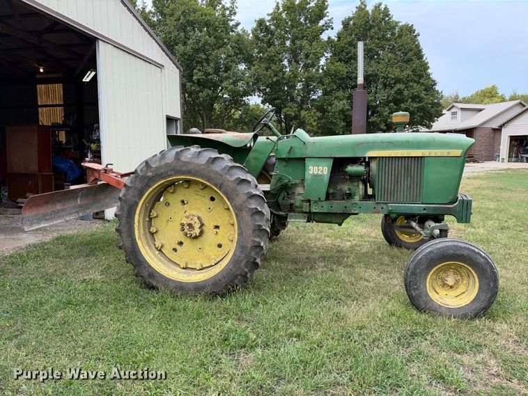 image for item EX2322 1965 John Deere 3020 tractor