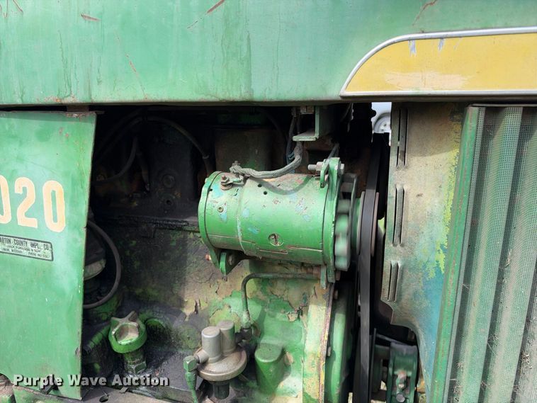 image for item EX2322 1965 John Deere 3020 tractor