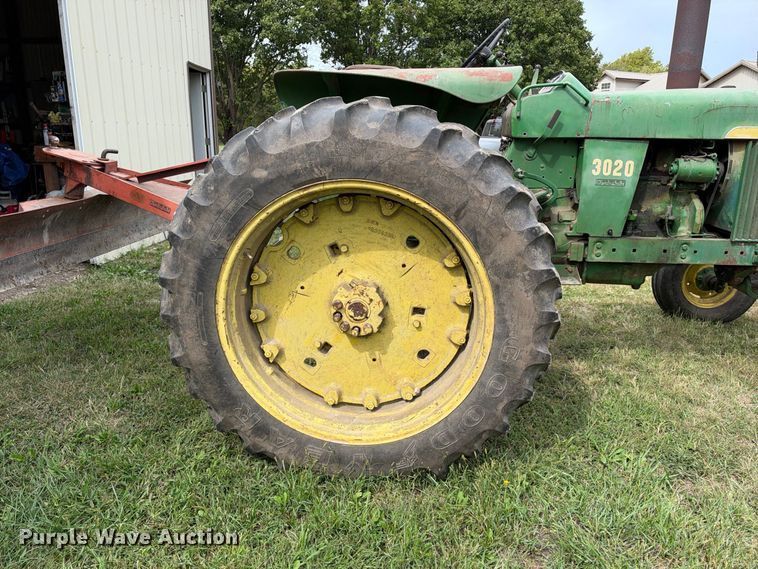 image for item EX2322 1965 John Deere 3020 tractor