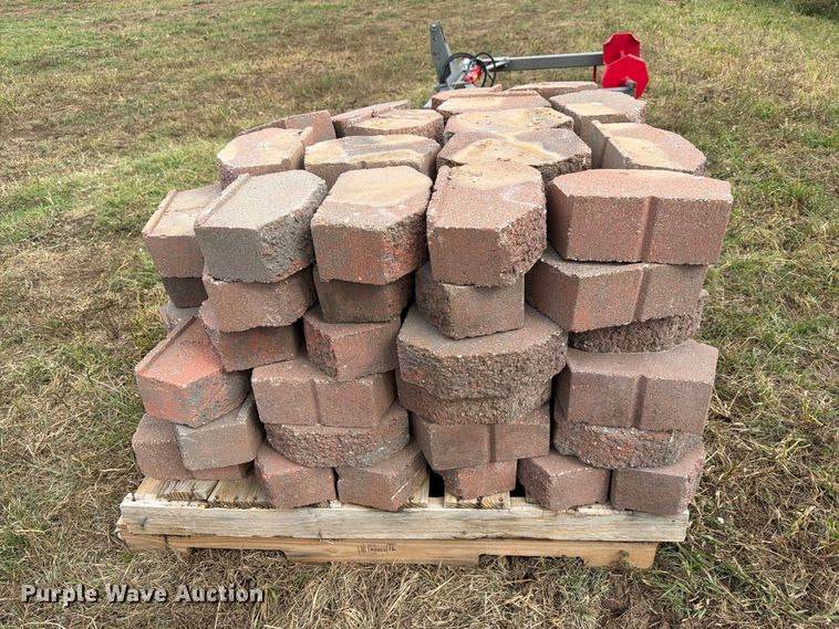 image for item EX4329 (2) pallets of pavers
