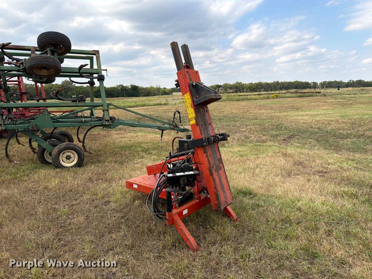 image for item EX4332 Wheatheart hydraulic post driver