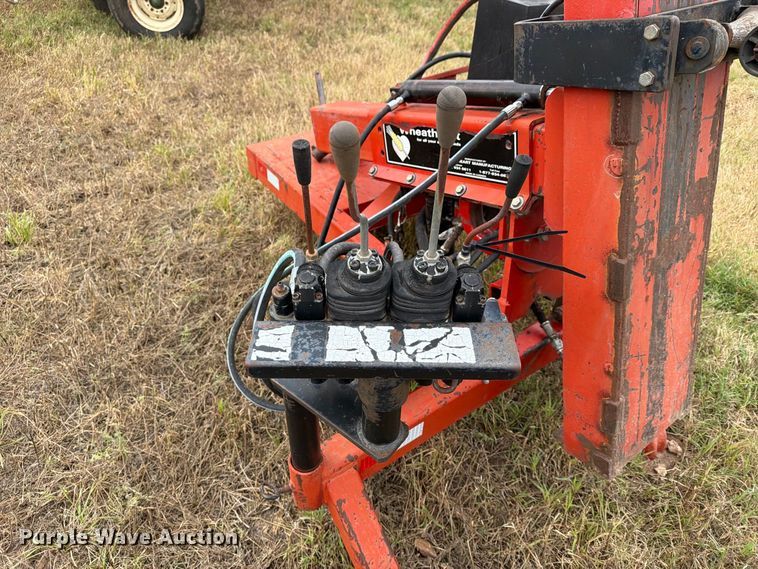 image for item EX4332 Wheatheart hydraulic post driver