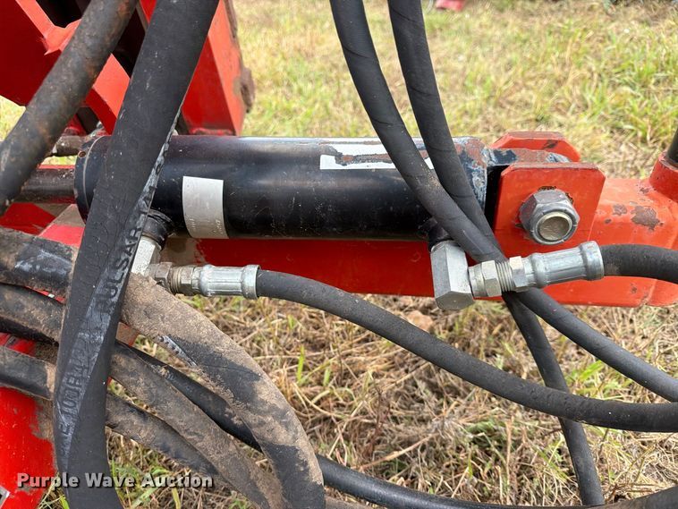 image for item EX4332 Wheatheart hydraulic post driver