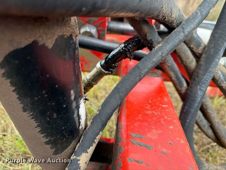 image for item EX4332 Wheatheart hydraulic post driver