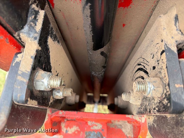image for item EX4332 Wheatheart hydraulic post driver