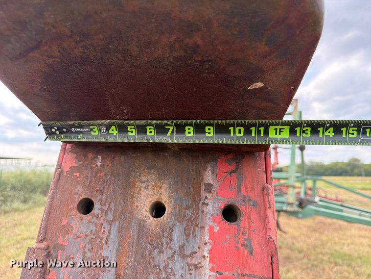 image for item EX4332 Wheatheart hydraulic post driver