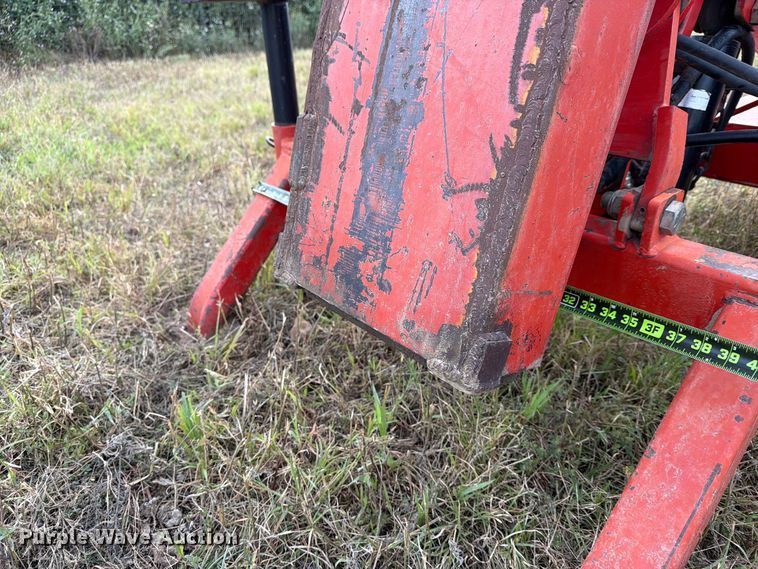 image for item EX4332 Wheatheart hydraulic post driver