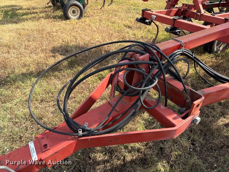 image for item EX4334 Case 5800/4300 field cultivator