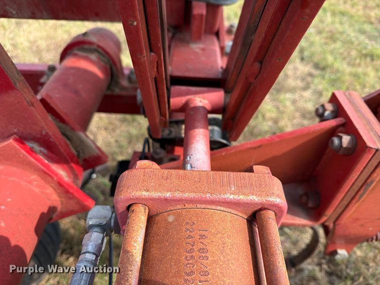 image for item EX4334 Case 5800/4300 field cultivator
