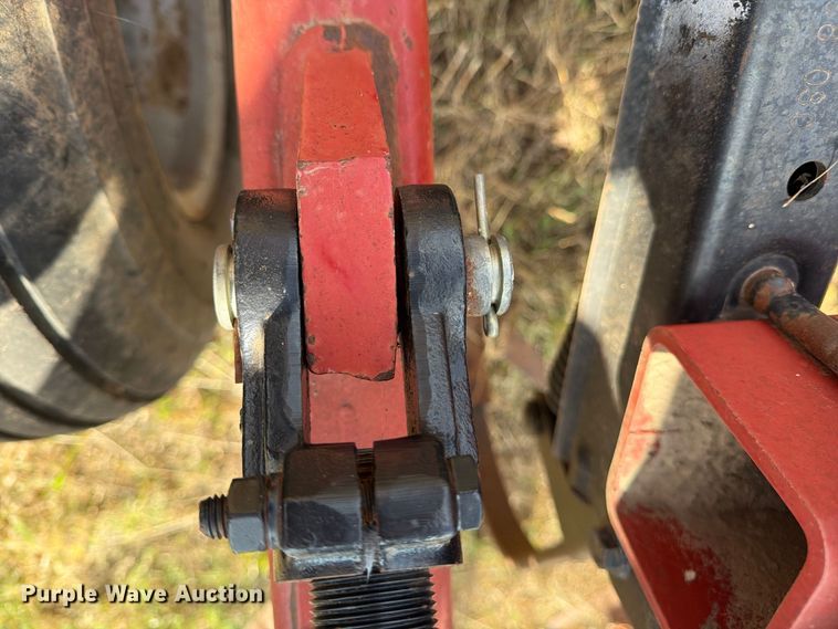 image for item EX4334 Case 5800/4300 field cultivator