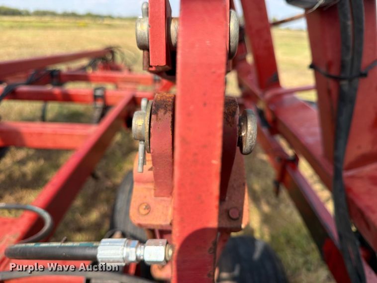 image for item EX4334 Case 5800/4300 field cultivator