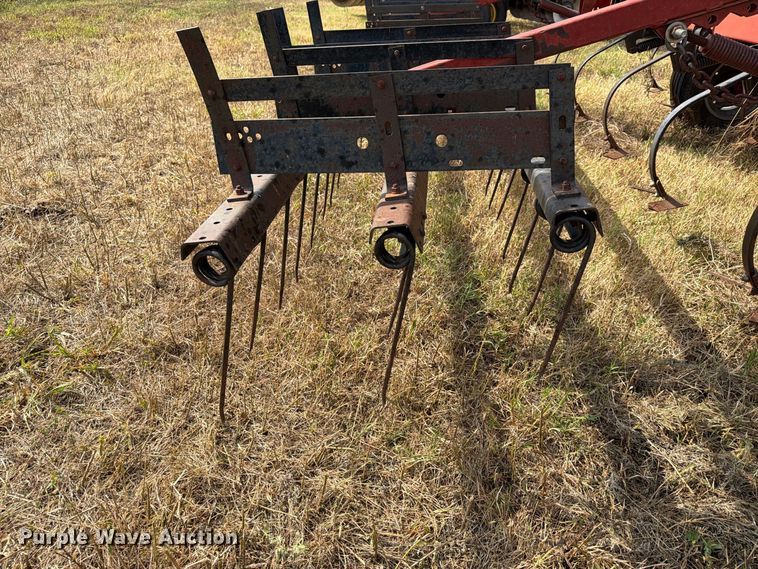 image for item EX4334 Case 5800/4300 field cultivator