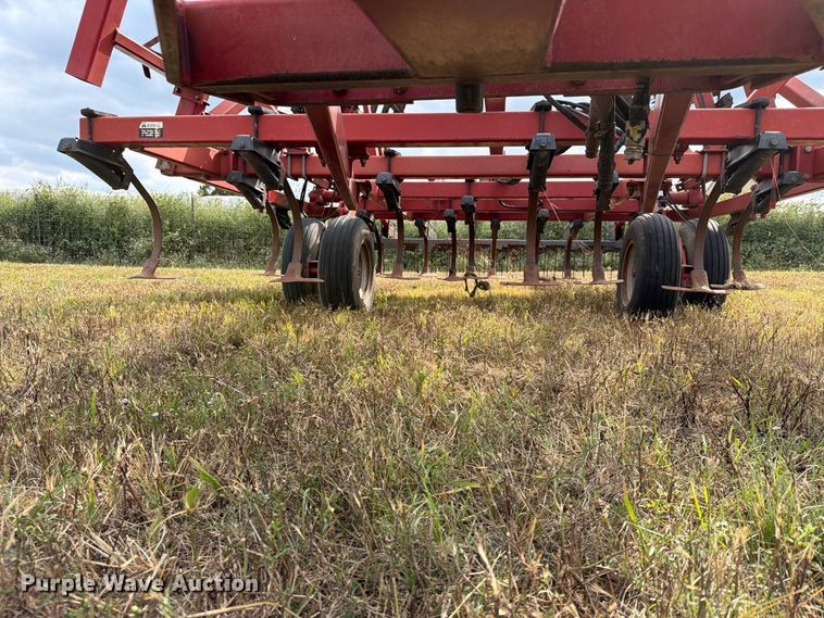 image for item EX4334 Case 5800/4300 field cultivator