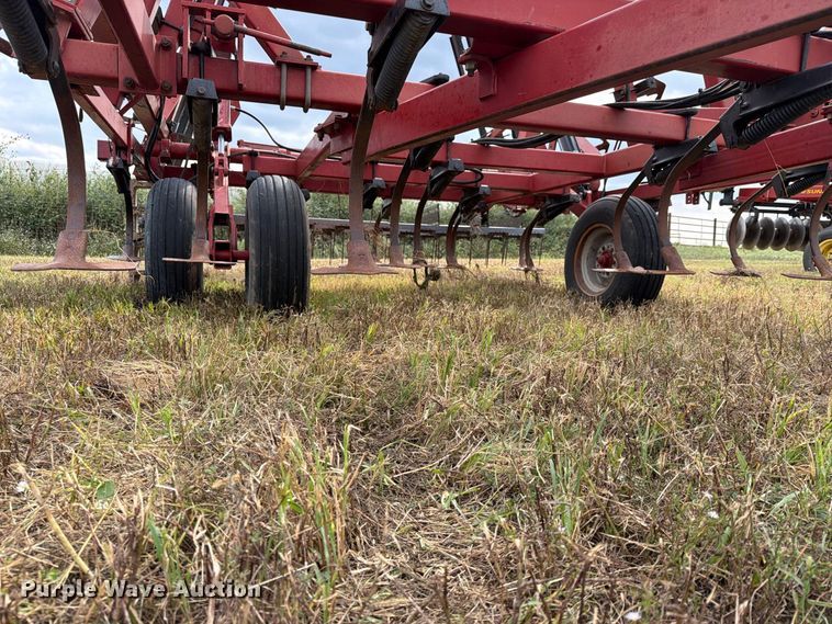 image for item EX4334 Case 5800/4300 field cultivator
