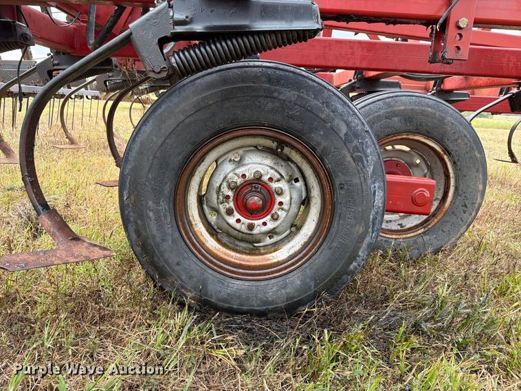 image for item EX4334 Case 5800/4300 field cultivator