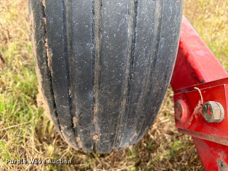 image for item EX4334 Case 5800/4300 field cultivator