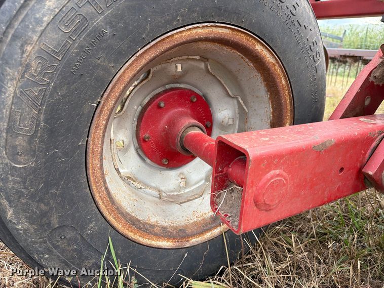 image for item EX4334 Case 5800/4300 field cultivator