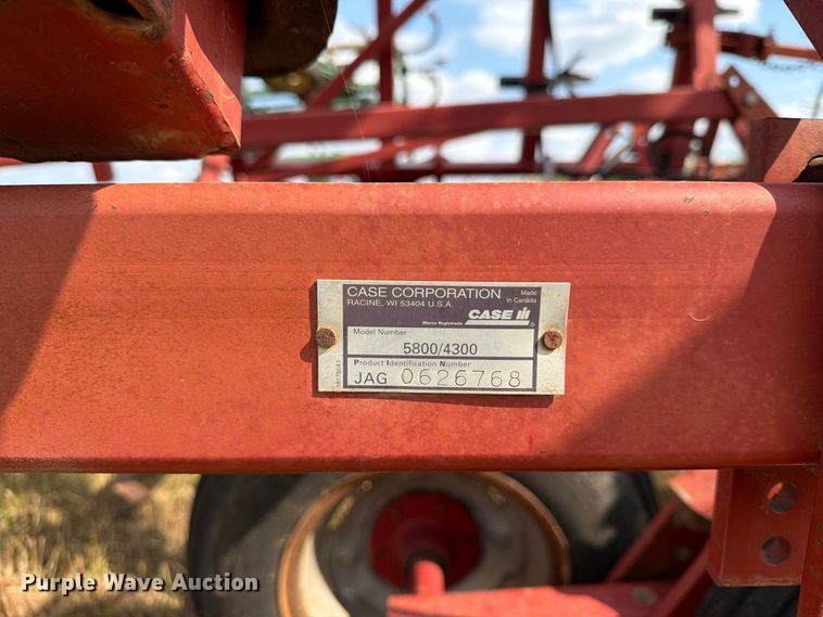 image for item EX4334 Case 5800/4300 field cultivator