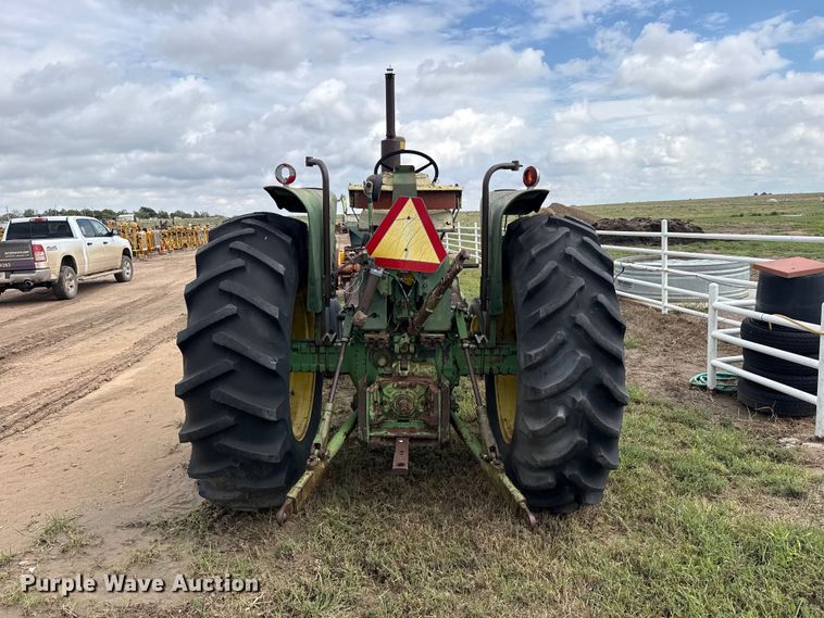 image for item FB6951 John Deere tractor