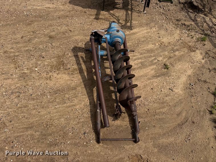 image for item FB6957 Auger