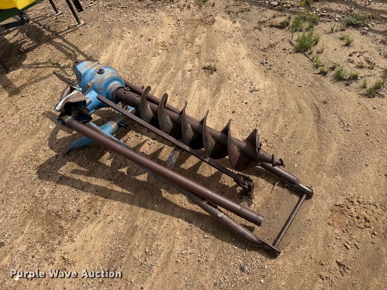 image for item FB6957 Auger
