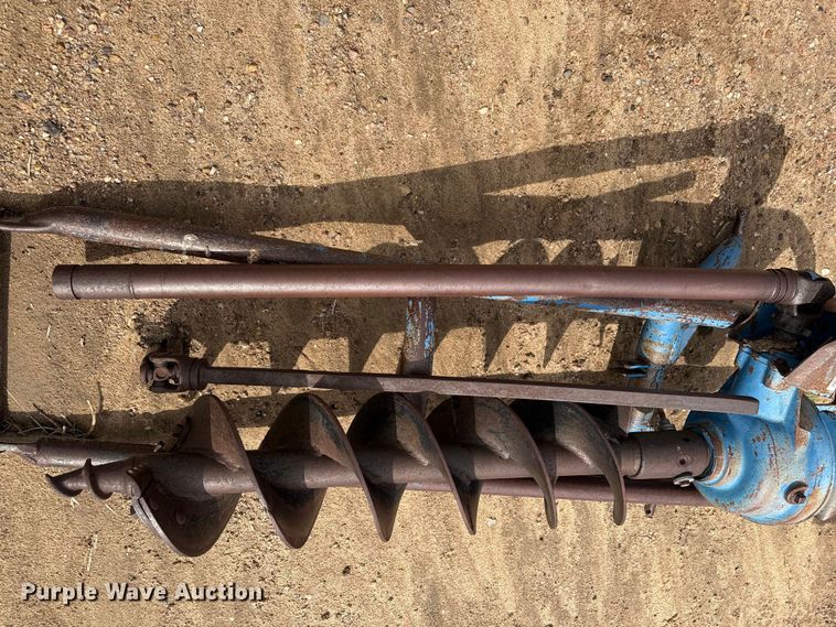 image for item FB6957 Auger