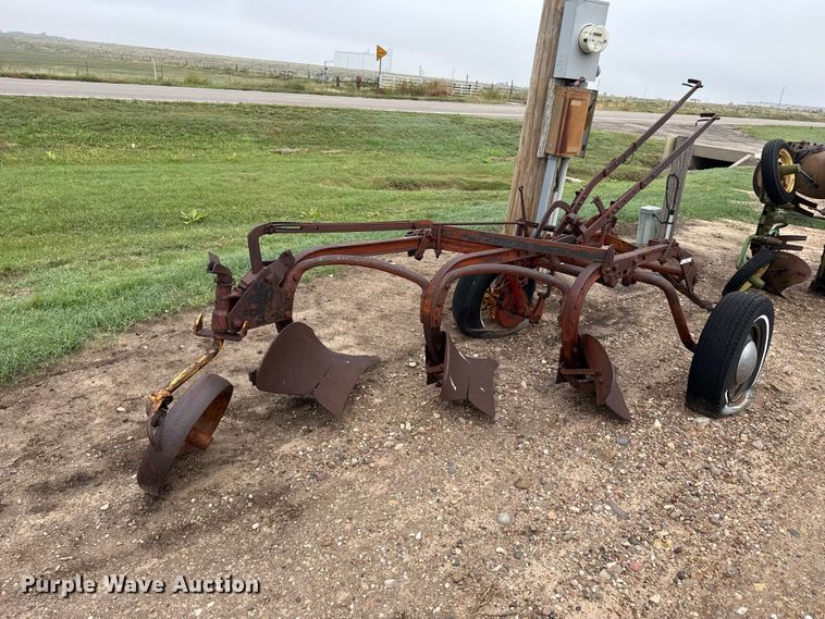 image for item FB6961 Moline plow