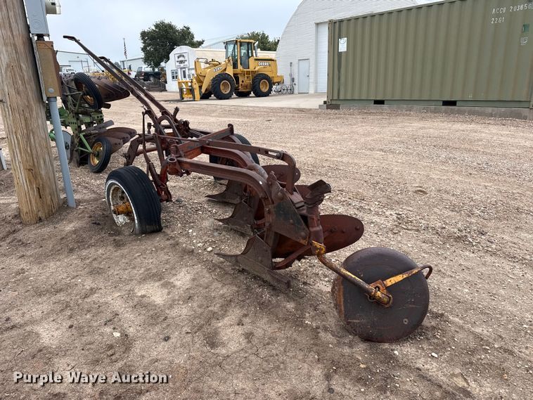 image for item FB6961 Moline plow