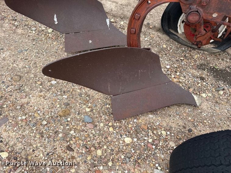 image for item FB6961 Moline plow