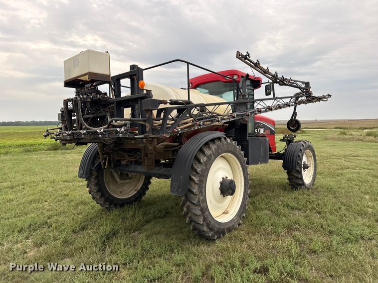 image for item FB6963 2004 Apache AS850 sprayer