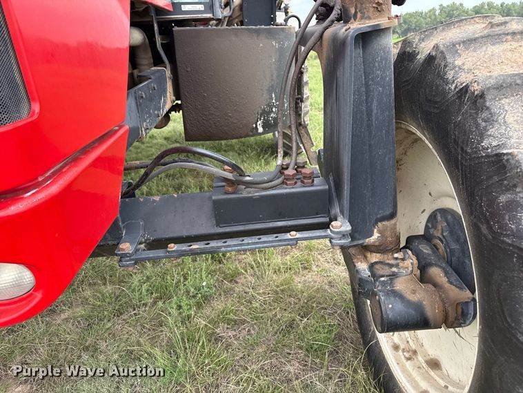 image for item FB6963 2004 Apache AS850 sprayer