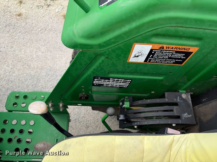 image for item FB8377 2012 John Deere 5055D tractor