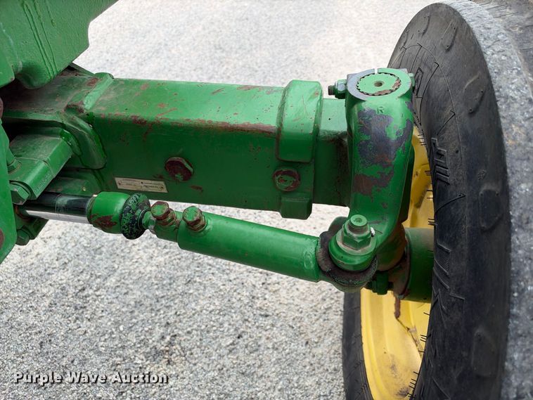 image for item FB8377 2012 John Deere 5055D tractor