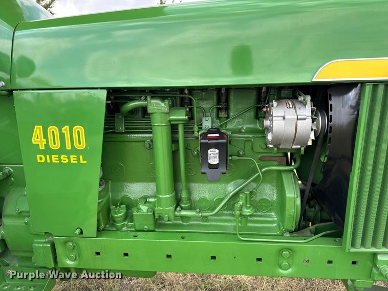 image for item FB8971 1962 John Deere 4010 tractor