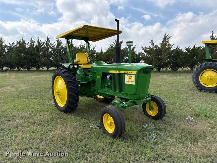 image for item FB8972 1962 John Deere 3010 tractor