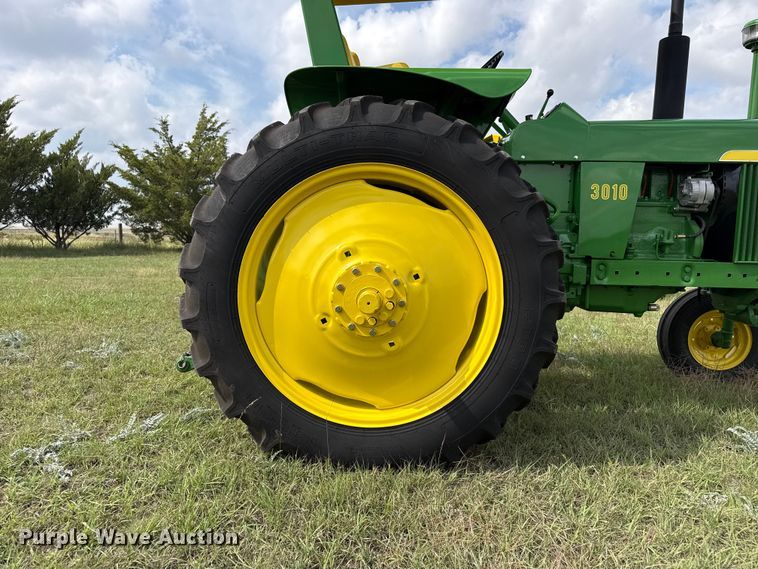 image for item FB8972 1962 John Deere 3010 tractor