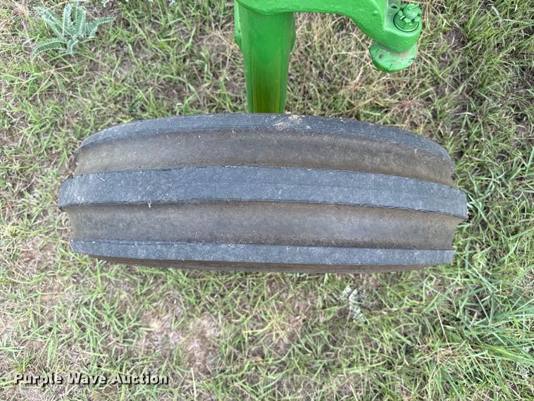 image for item FB8972 1962 John Deere 3010 tractor