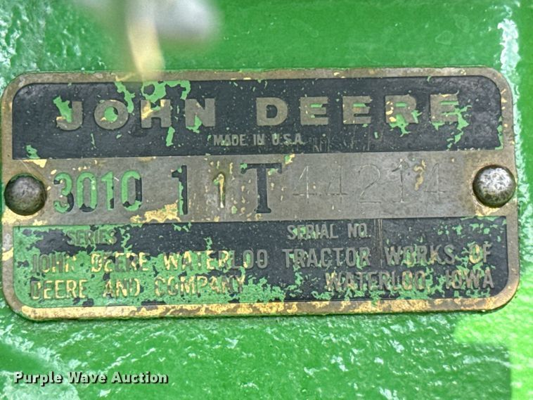 image for item FB8972 1962 John Deere 3010 tractor