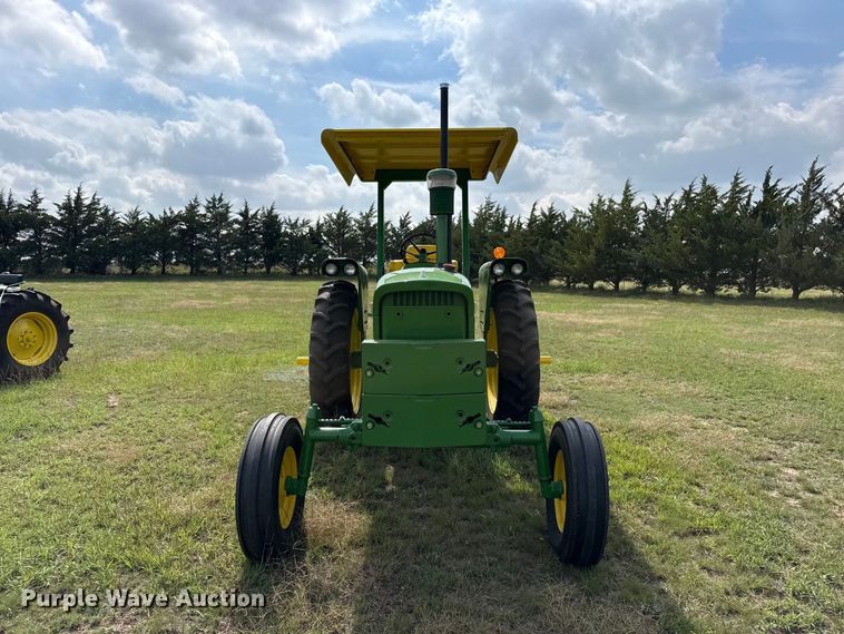 image for item FB8973 1967 John Deere 2510 tractor