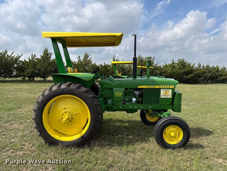 image for item FB8973 1967 John Deere 2510 tractor