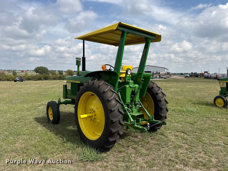 image for item FB8973 1967 John Deere 2510 tractor