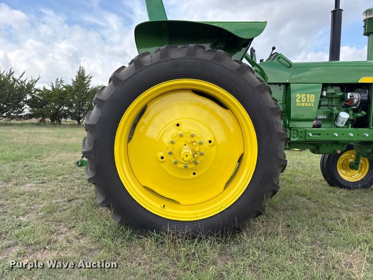image for item FB8973 1967 John Deere 2510 tractor