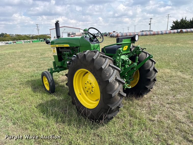 image for item FB8974 1962 John Deere 1010 tractor