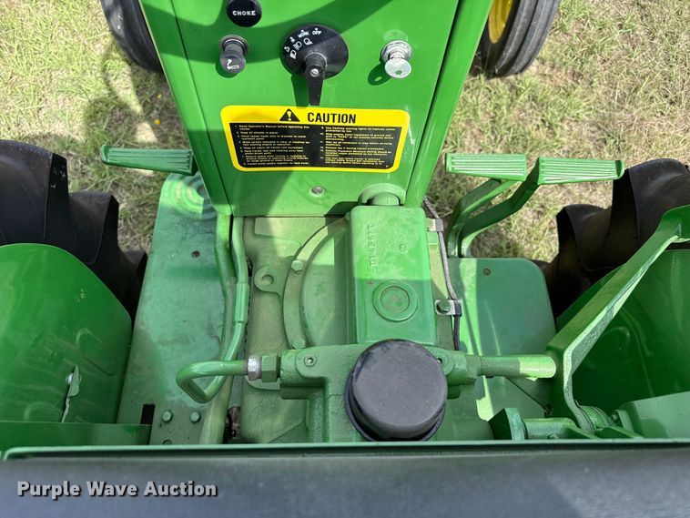 image for item FB8974 1962 John Deere 1010 tractor