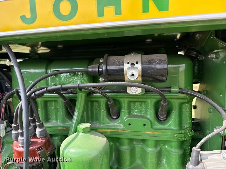 image for item FB8974 1962 John Deere 1010 tractor